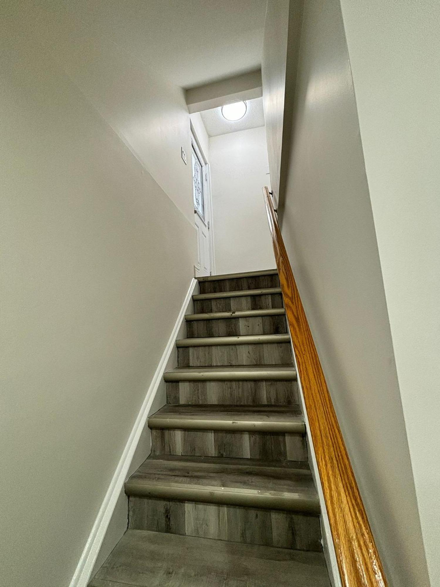 Bright Queen Room Close To Sheridan College And Airport Brampton Bagian luar foto
